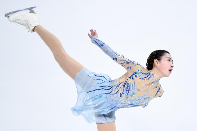 花滑世锦赛谢尔巴科娃领跑女单 陈虹伊晋级自由滑